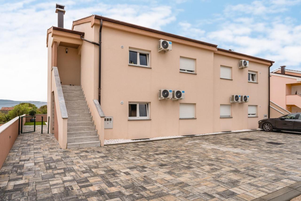 Apartmani Villa Ruby Linardici Exterior photo