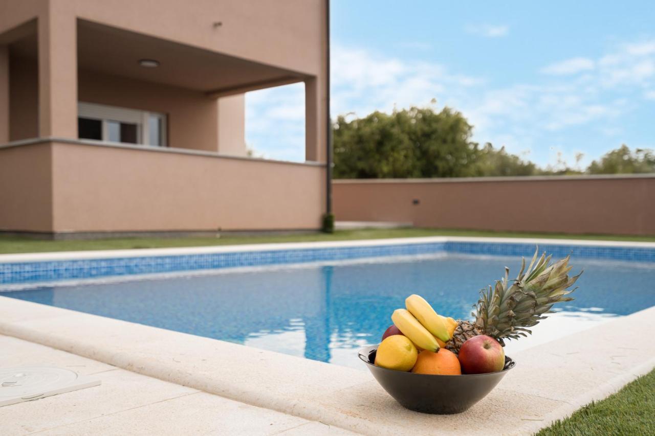 Apartmani Villa Ruby Linardici Exterior photo
