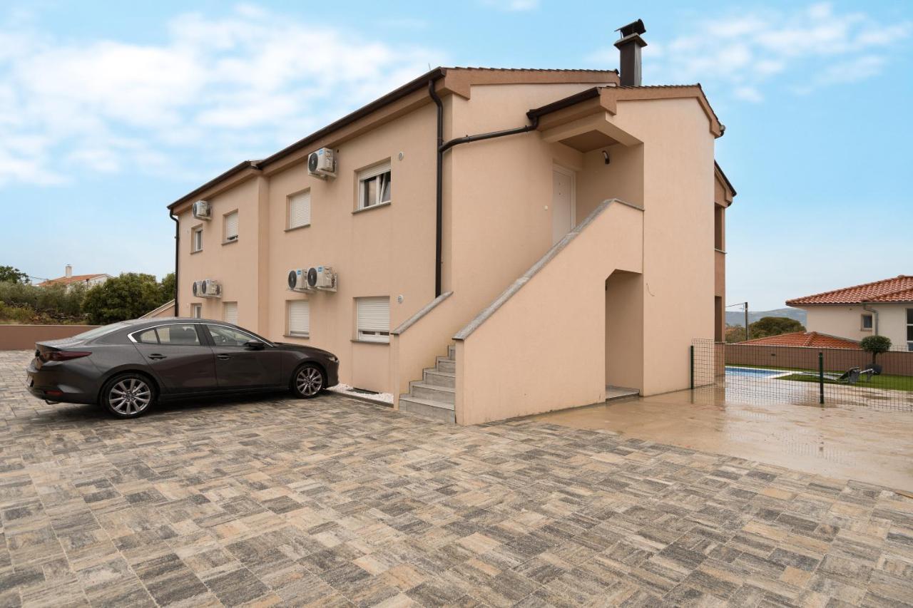 Apartmani Villa Ruby Linardici Exterior photo